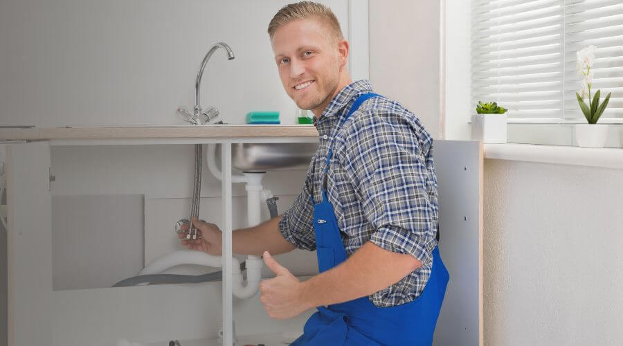 Expert burst pipe repair services in Franklin, MN